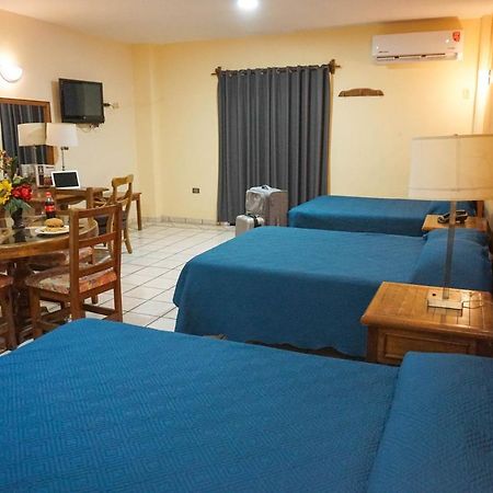 Hotel Las Fuentes 로스모치스 외부 사진