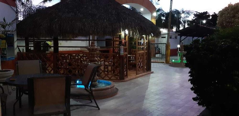 Hotel Las Fuentes 로스모치스 외부 사진
