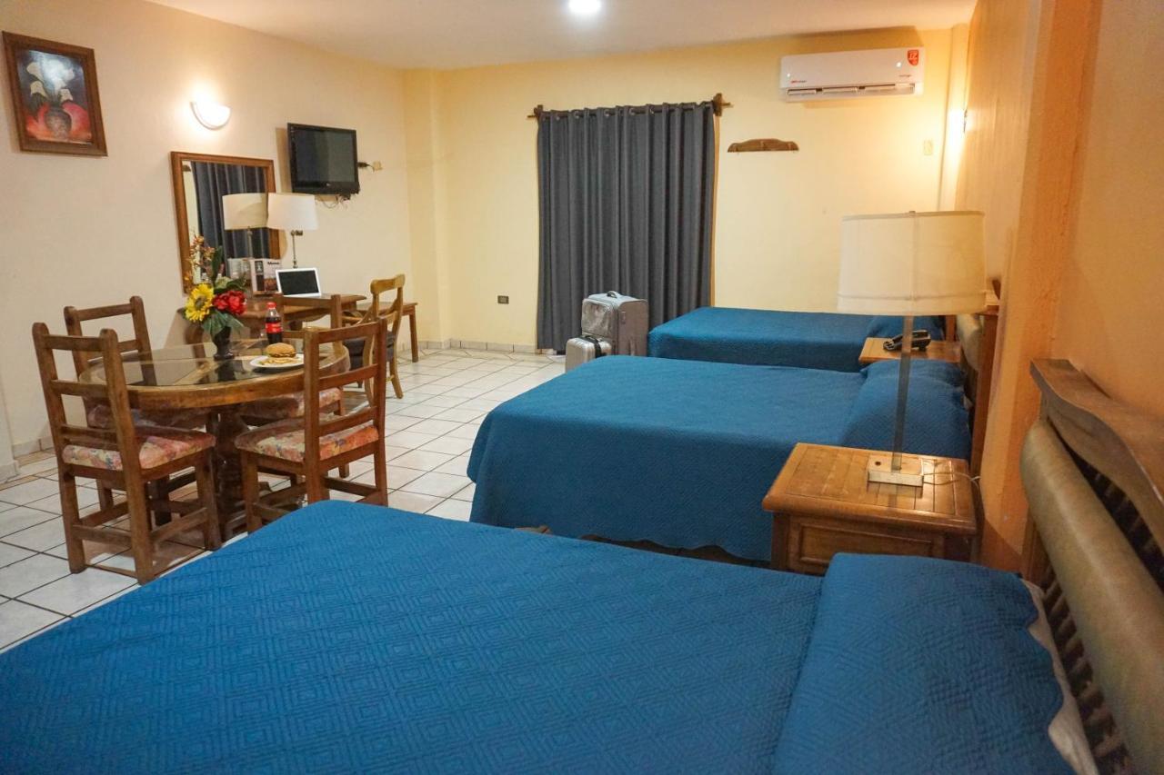 Hotel Las Fuentes 로스모치스 외부 사진