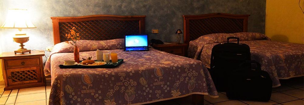 Hotel Las Fuentes 로스모치스 외부 사진