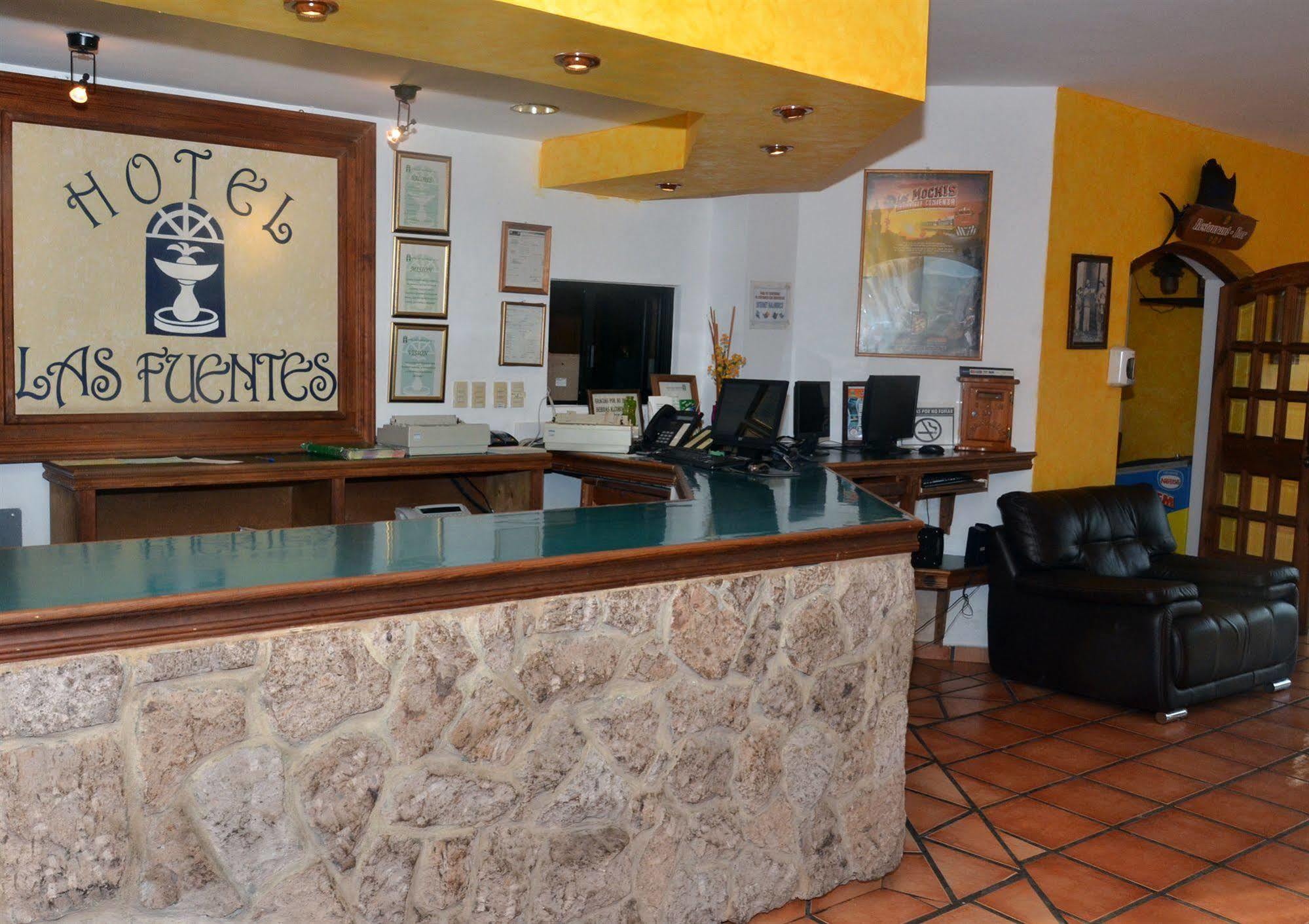 Hotel Las Fuentes 로스모치스 외부 사진